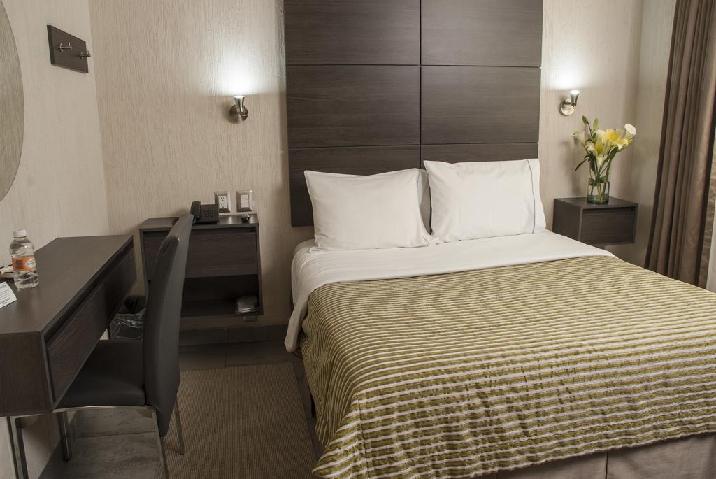 גואדלחארה Hotel Expo Abastos מראה חיצוני תמונה