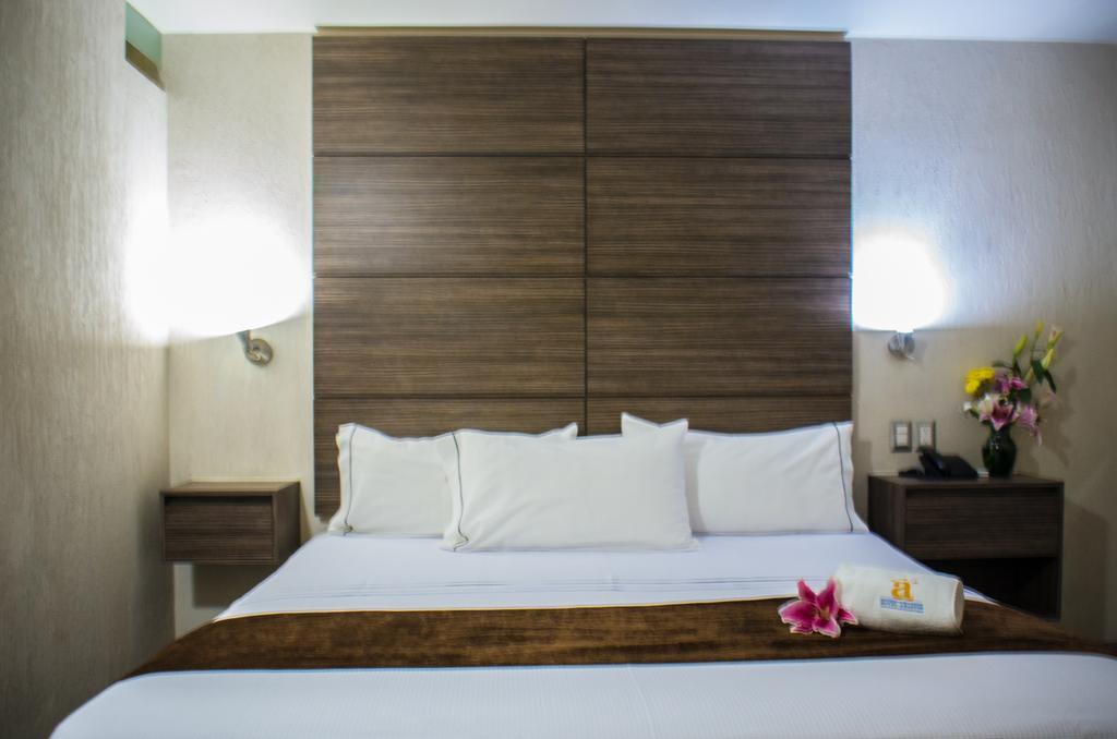 גואדלחארה Hotel Expo Abastos מראה חיצוני תמונה